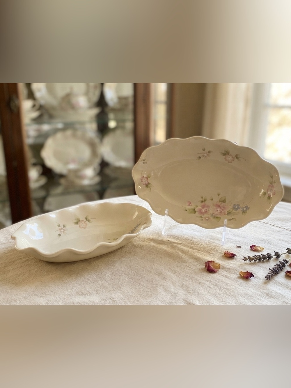 Lot of 2 Pfaltzgraff Tea Rose Dishes 2 Oval Fluted Scalloped Relish dish